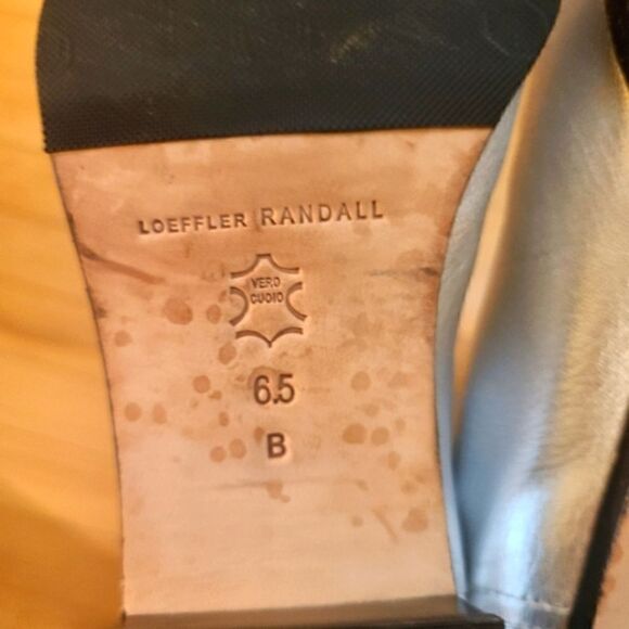 Loeffler Randall Nellie Silver Chelsea Pointed Booties 6.5 - Picture 6 of 10
